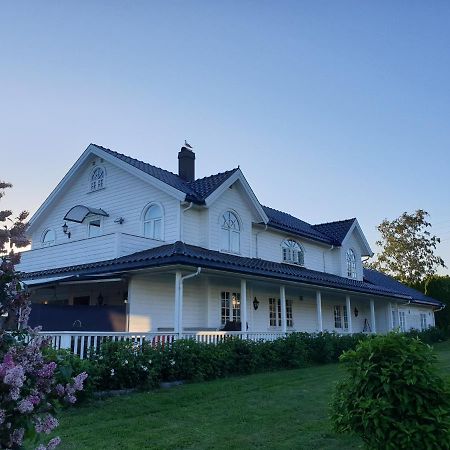Beach Front Villa In Tonsberg Norway Only July 20-25 Extérieur photo